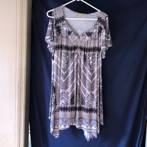 Live and let live tunic style top